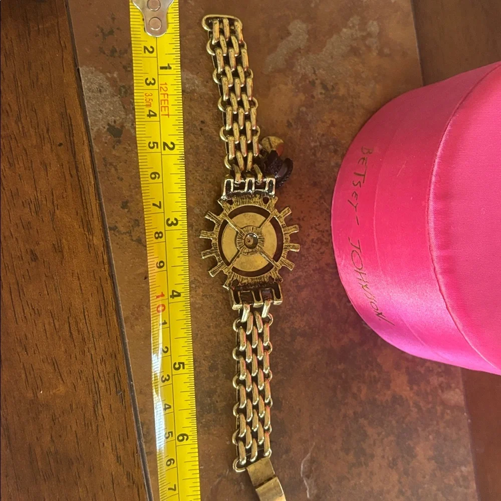 Betsey Johnson TIME FLIES Bracelet!! - Picture 5 of 8